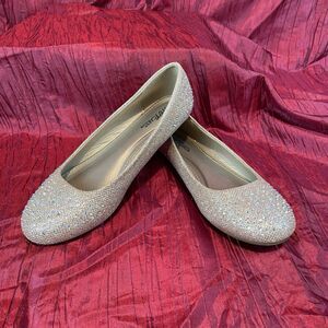 Womens Hot Cakes "Orleans" Rhinestone Glitter Slip-On Flats Party Shoes sz 7M